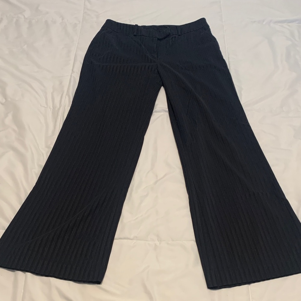 New York & Company Stretch Pants black vertical lines size 4